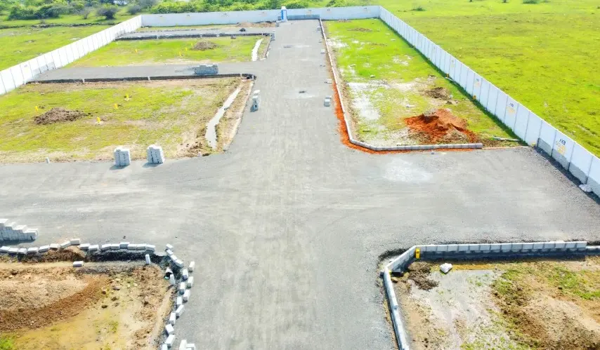 plots-for-sale-in-nedungundram-akb-golden-gate-1