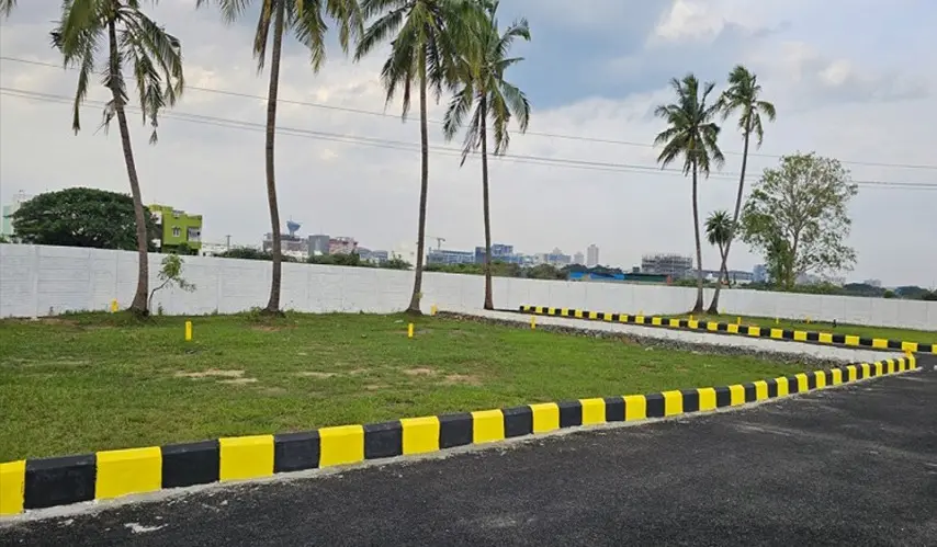 plots-for-sale-in-padur-sathiyam-royal-castle-1
